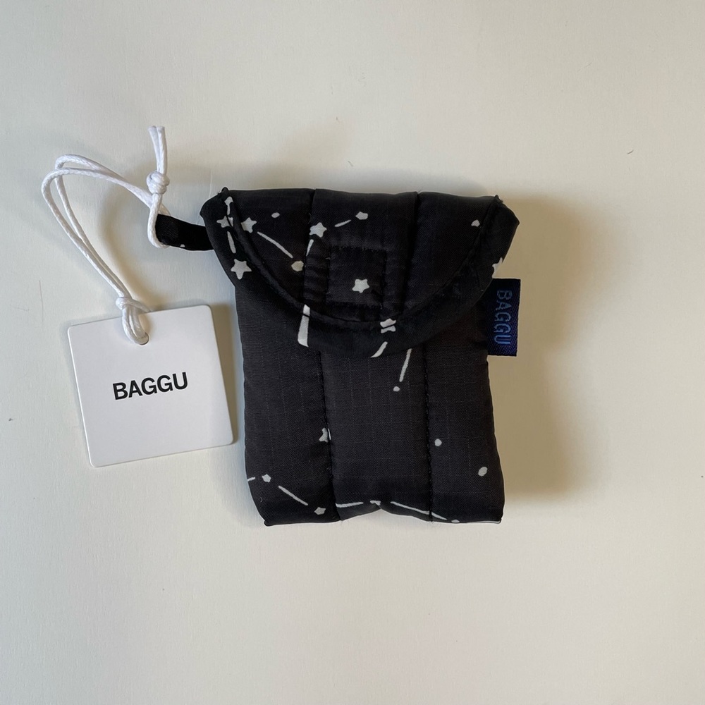 Baggu Black Constellation Puffy Earbuds Case